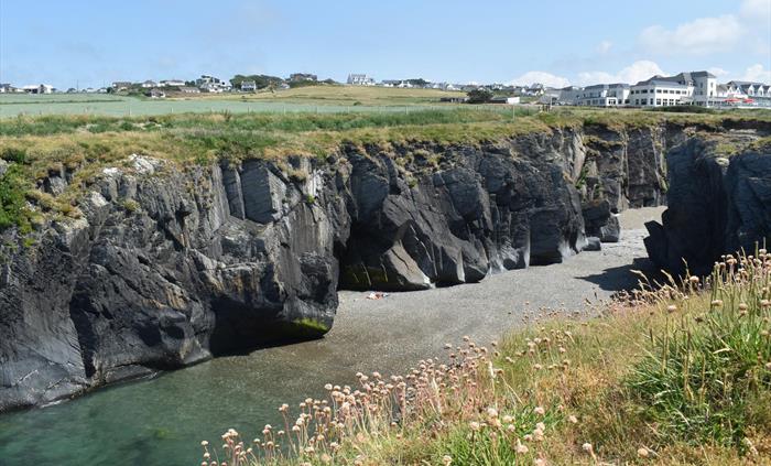 The Cliff Hotel & Spa Beach Cove